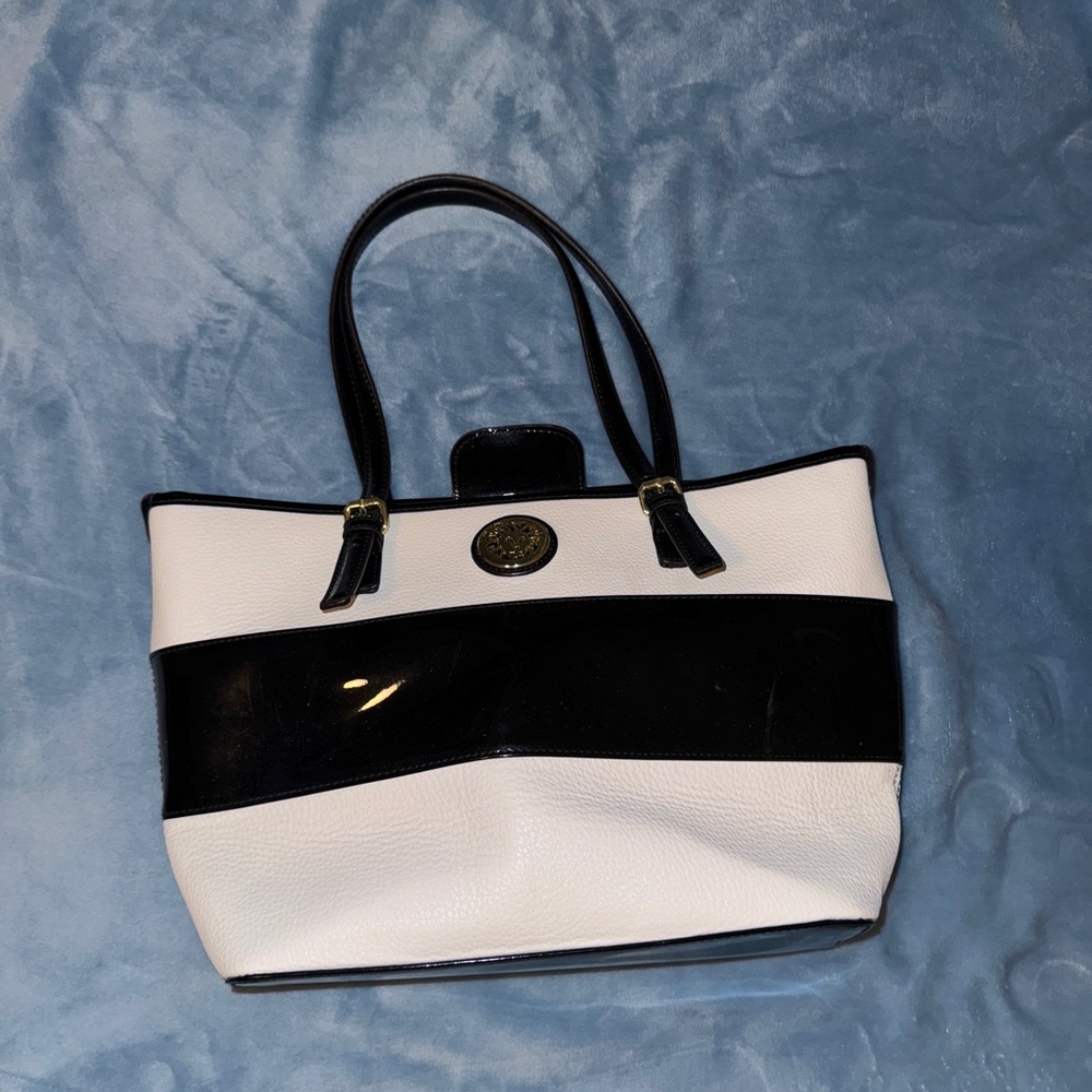 Anne Klein Black and White Shoulder Bag with Modern Design